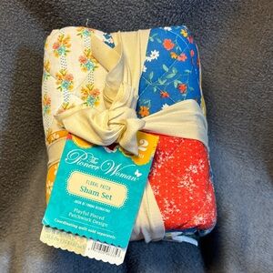 The Pioneer Woman Vibrant Floral Patchwork Sham Set